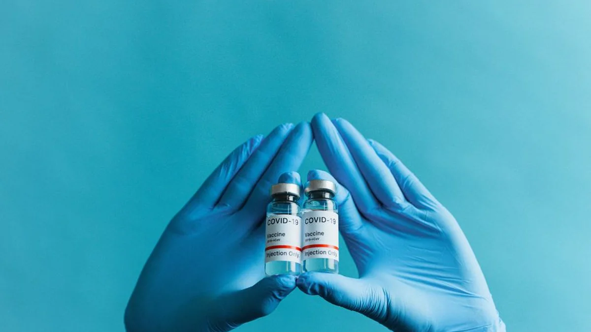 MRNS COVID vaccines do not cause cancer and infertility