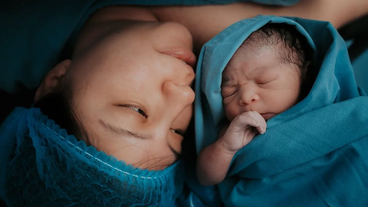 Why did the Maternity Hospital close the family rooms?